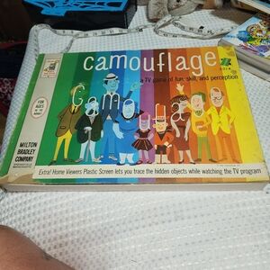 MILTON BRADLEY EUC VINTAGE 1961 CAMOUFLAGE BOARD GAME